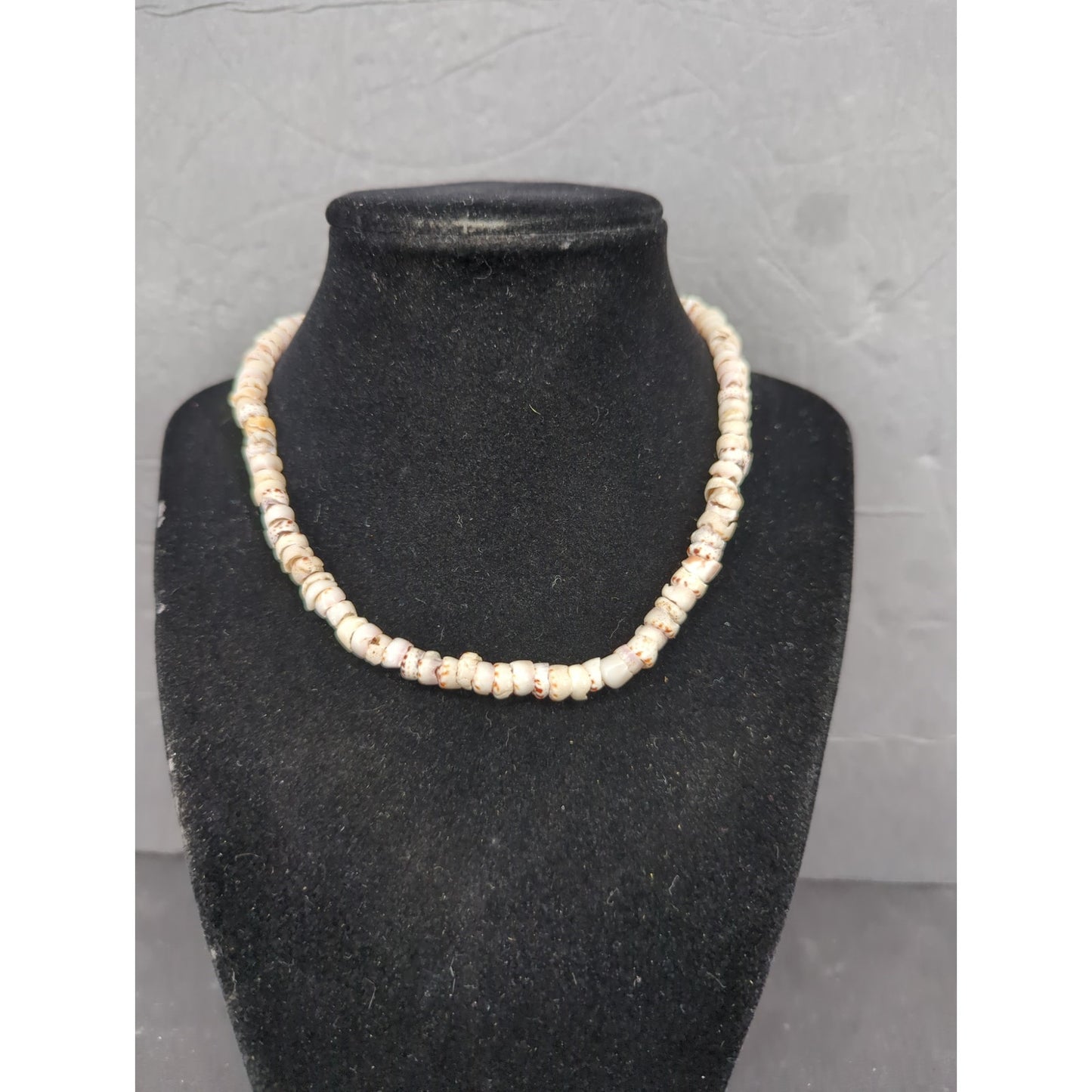 Vintage Natural White Puka Shell Disc Bead Necklace Boho Surfer Chic Beachy