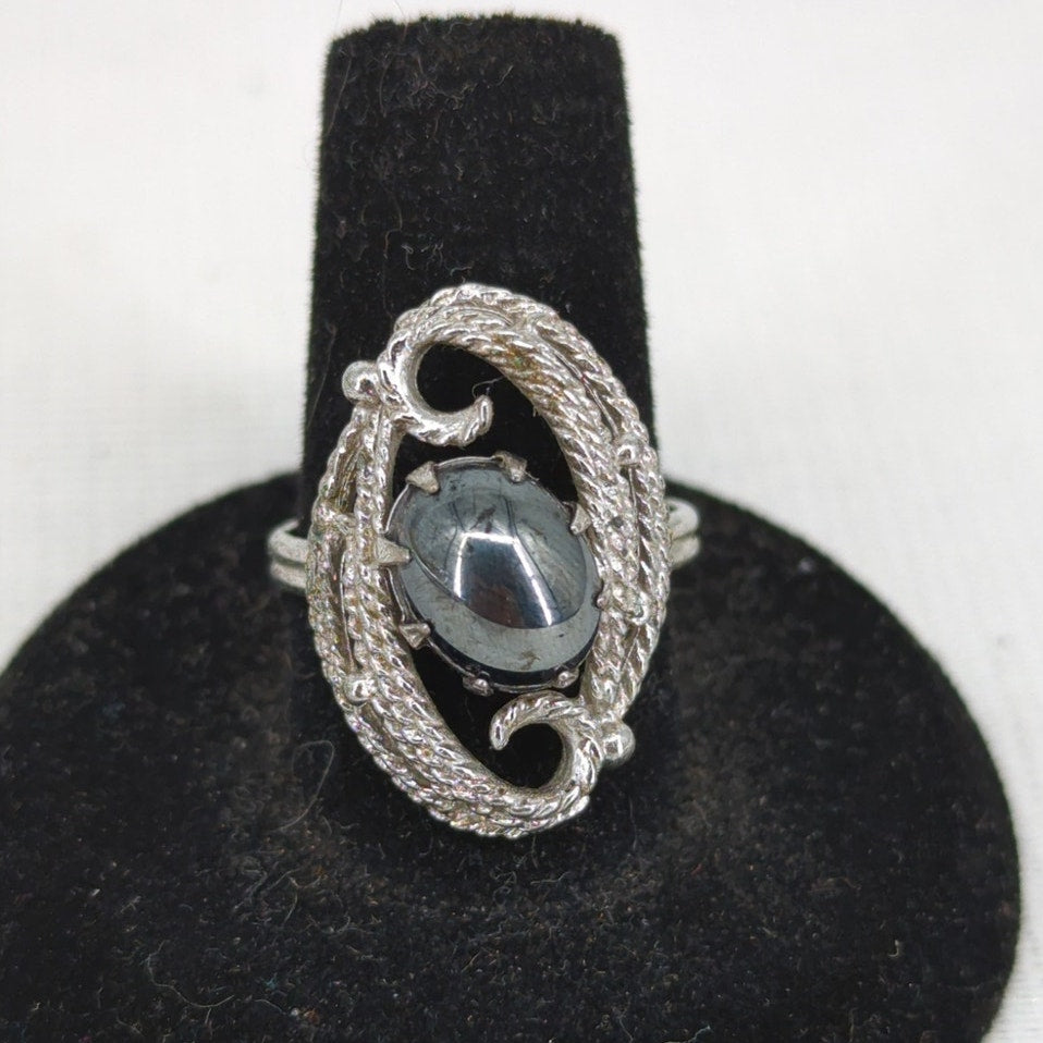 Vintage Silver Tone Oval Gray Stone Filigree Statement Ring Size 7