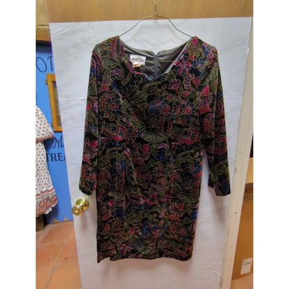 Another Thyme Vintage Size 18 Long sleeve dress knee length crushed velvet
