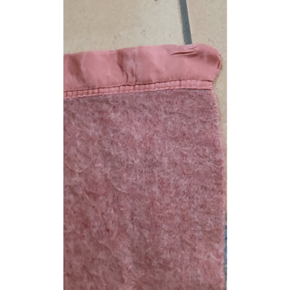 VINTAGE Full/Queen Warwick Wool blanket mottled red/rose satin trim 70" x 98"