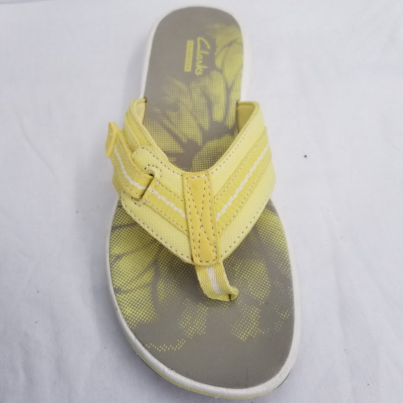 Clarks Comfort Flip Flops Women's Size 6 Gray Yellow Cushioned Adjustable