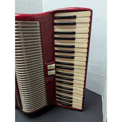 Salanti piano Accordion Red White