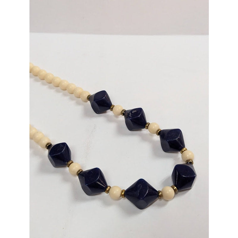 Vintage Fashion Necklace beaded Black Cream Graduating round freeform 60s