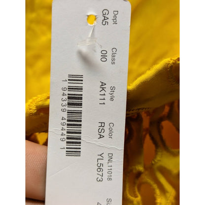 J. Crew Eyelet Yellow Style AK111 Skirt  Size 4 casual summer pockets scalloped