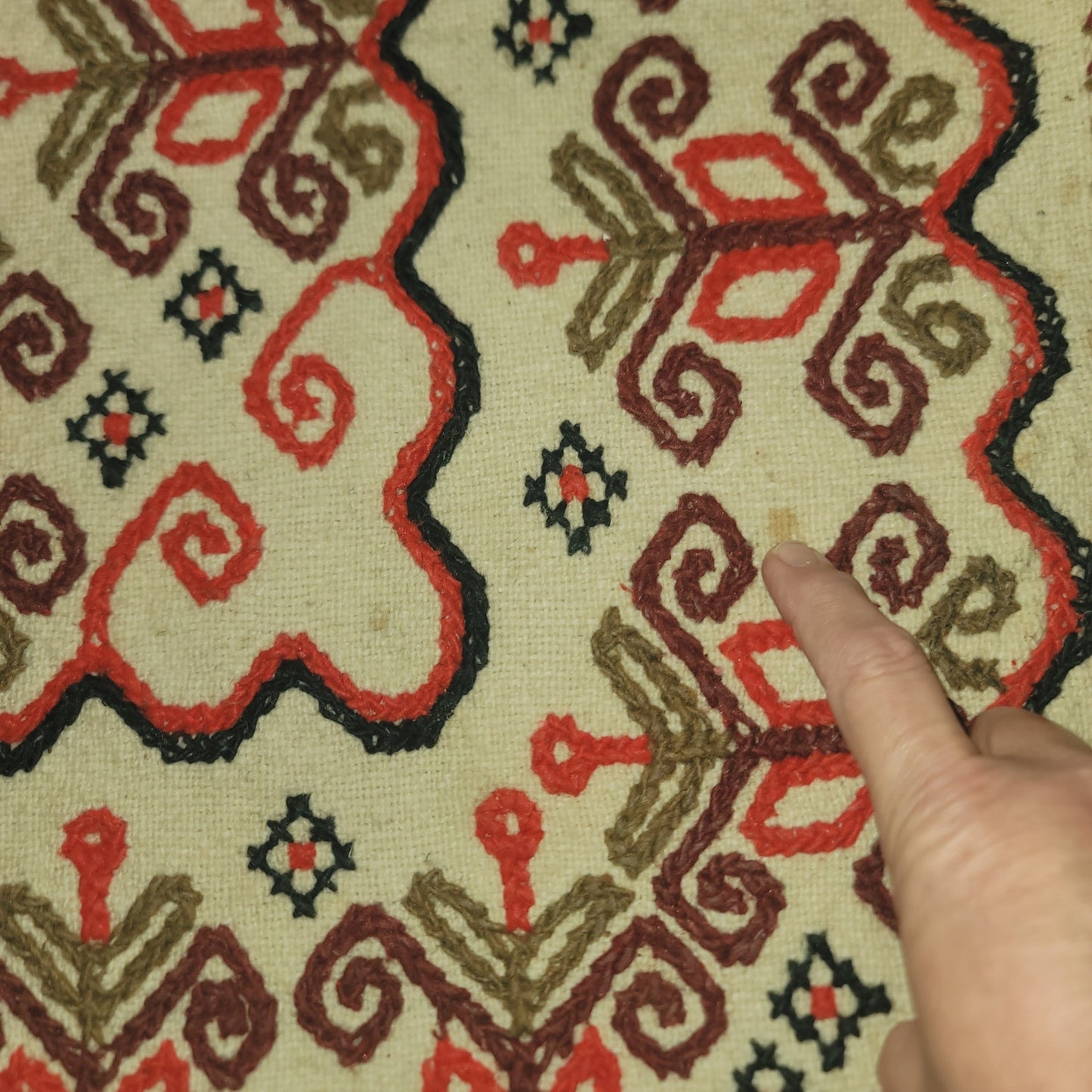 Embroidered Handmade Wool Turkish Tapestry vintage rug 31" x 27" Brown Orange