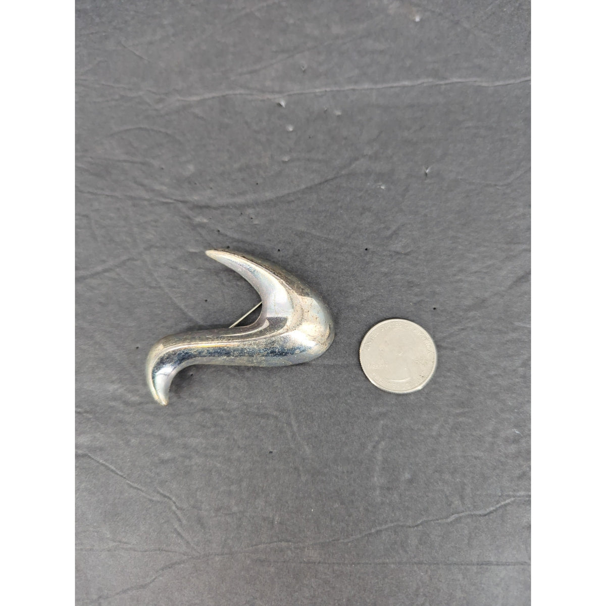 Vintage Monet Silver Tone Stylized Bird Swan Brooch Pin Retro Minimalist