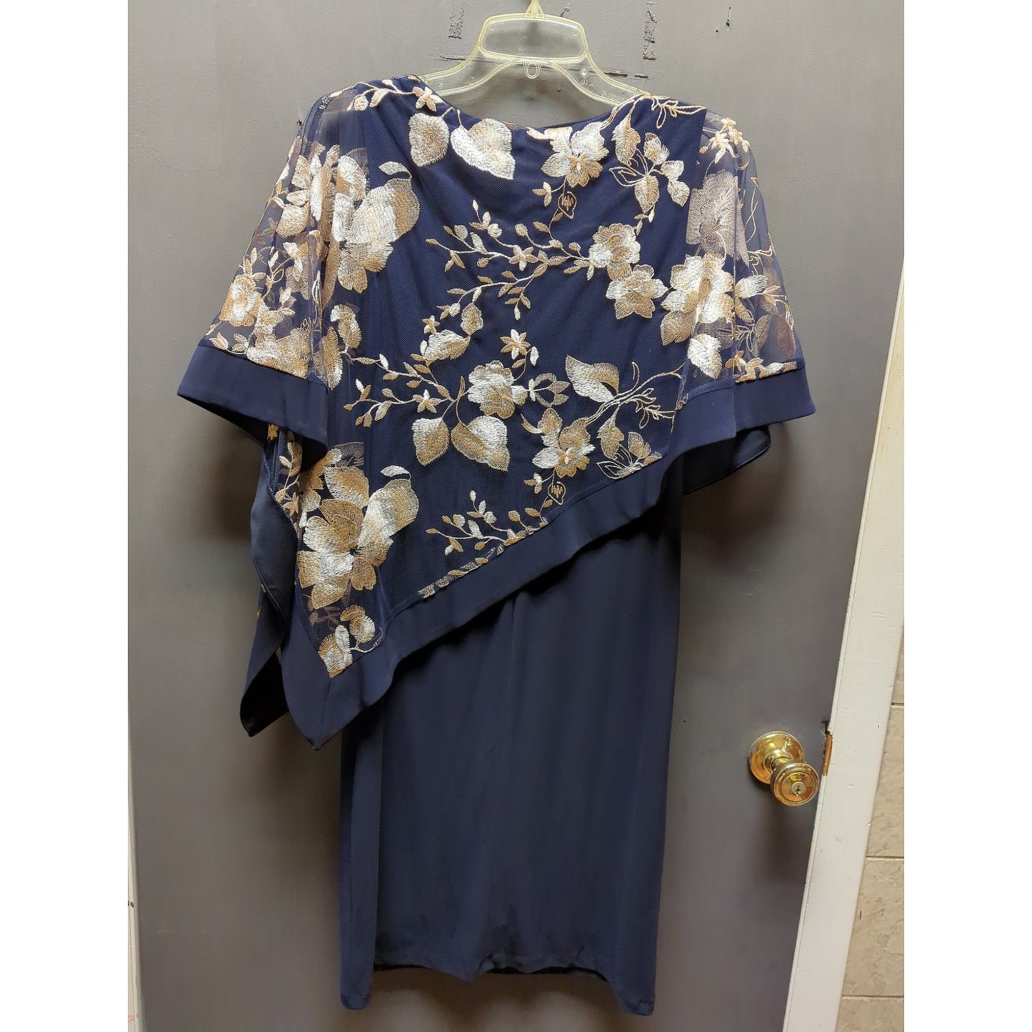 R & M Size 4 cocktail dinner church Dark blue floral overlay dress gold accents