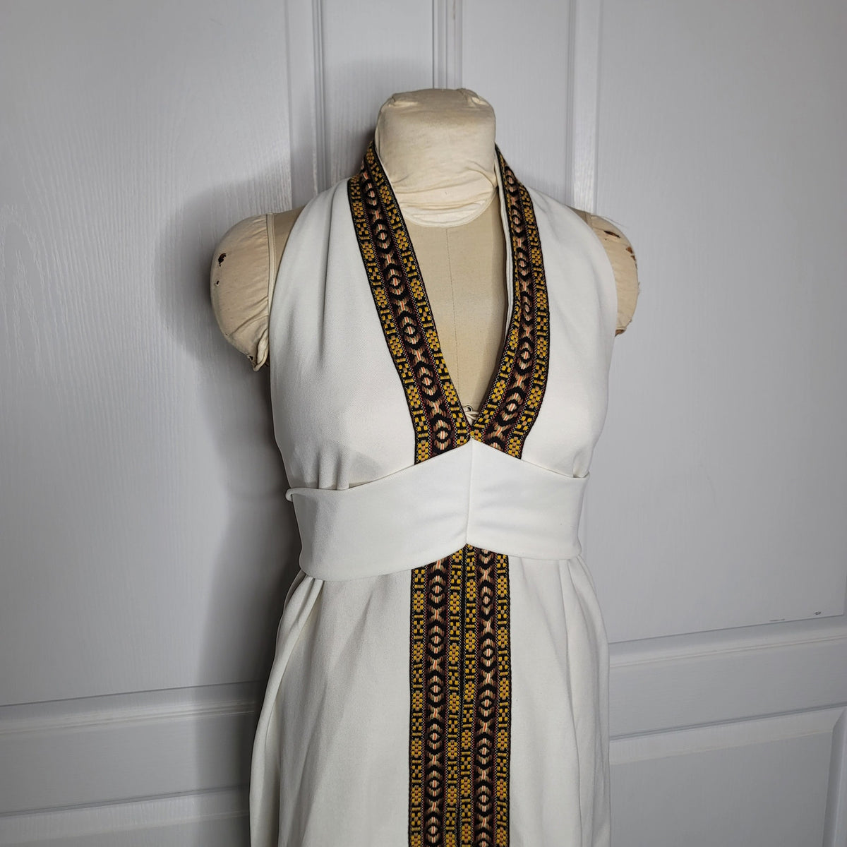 Vintage 60s Polyester Halter Maxi Small White Boho Center Stripe Woven Detail3