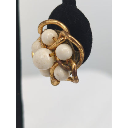 Vintage Gold Tone Faux Pearl Cluster Screw Back Earrings Retro Chic