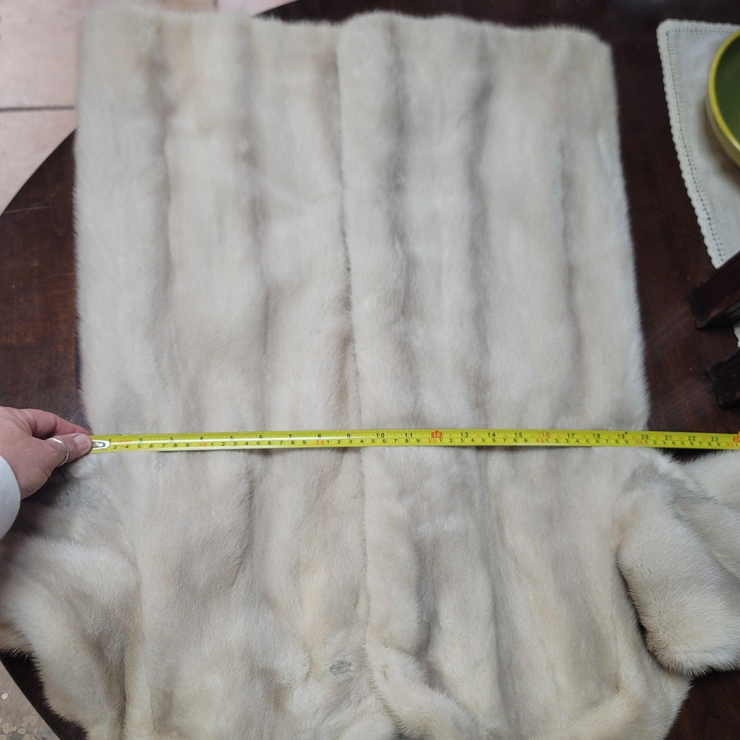 Emba VINTAGE white cream Jacket MINK Coat HOOK closure 1980s Lined Pockets