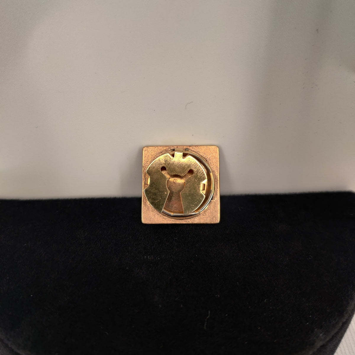 Vintage Gold Tone Pink Rhinestone Button Cover 80s Glam Western Jewelry