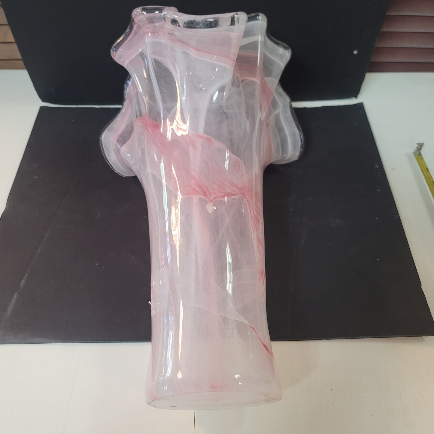 Murano art glass large vase End-of-day Slag White Pink Handkerchief Ruffle