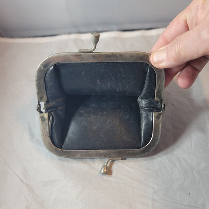 Antique Victorian leather change purse silver Metal kiss lock side