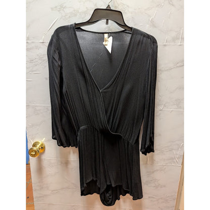 NWT Elan Black V-Neck Surplice Romper Size Medium
