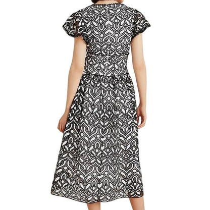 NWT ML Monique Lhuillier Embroidered Lace V-Neck Midi Dress Size 4