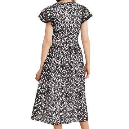 NWT ML Monique Lhuillier Embroidered Lace V-Neck Midi Dress Size 4