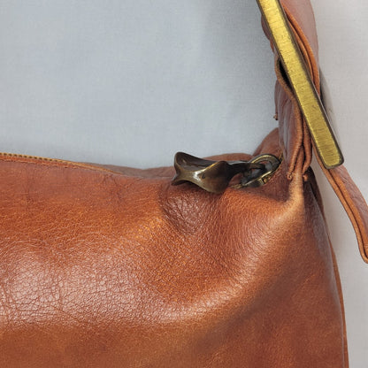 Pelletteria Alexander Italy Leather Shoulder Purse Bag brass hardware Hobo