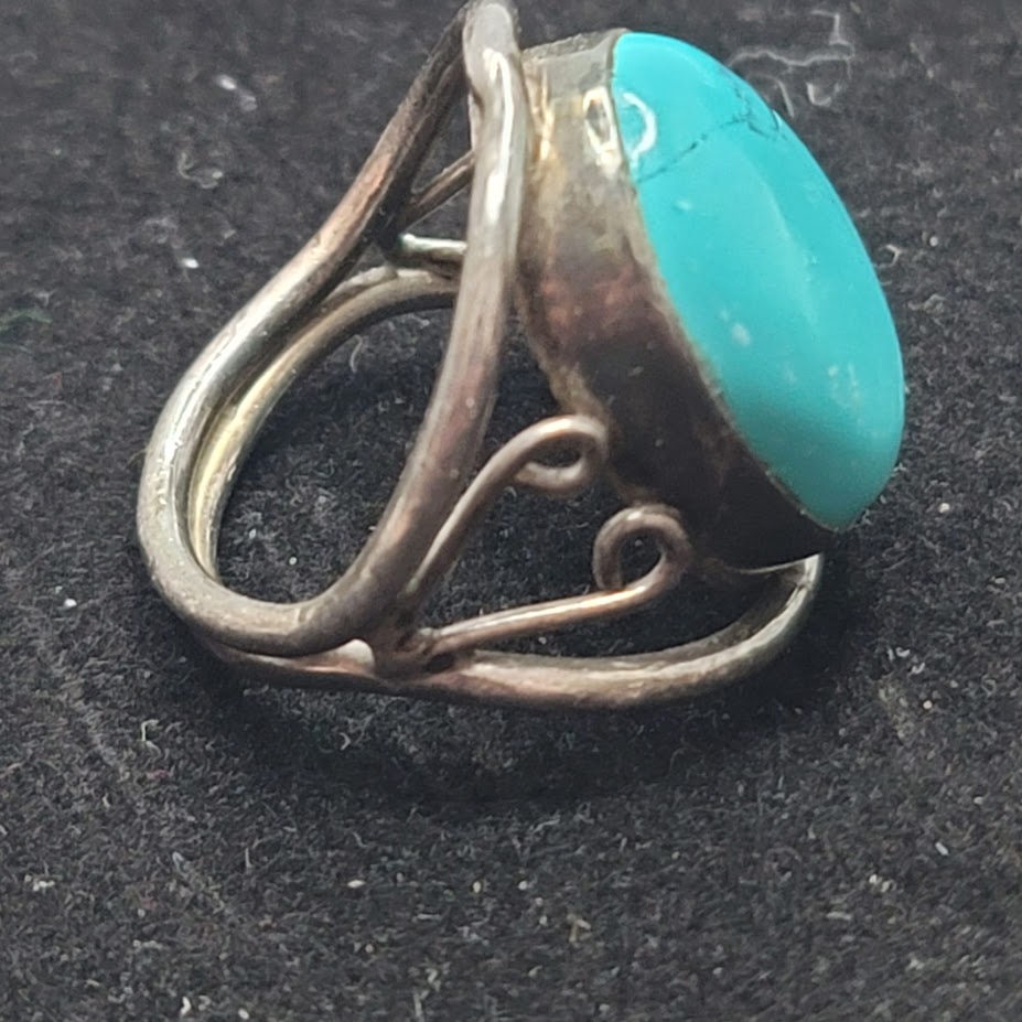 Vintage Sterling Silver Oval Turquoise Southwest Split Shank Ring Size 9 Kingman
