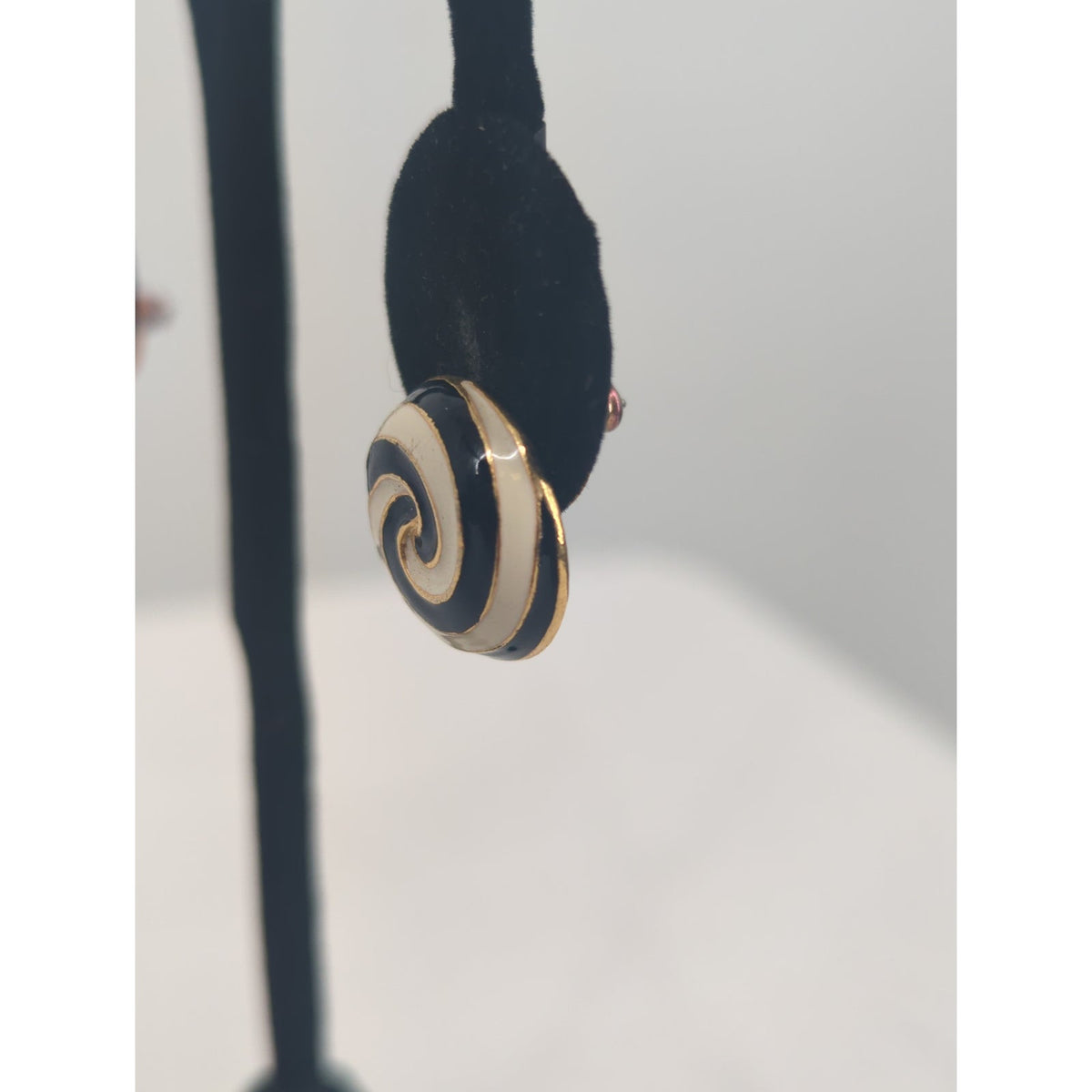 Vintage Black and White Swirl Post Earrings Retro Geometric Chic
