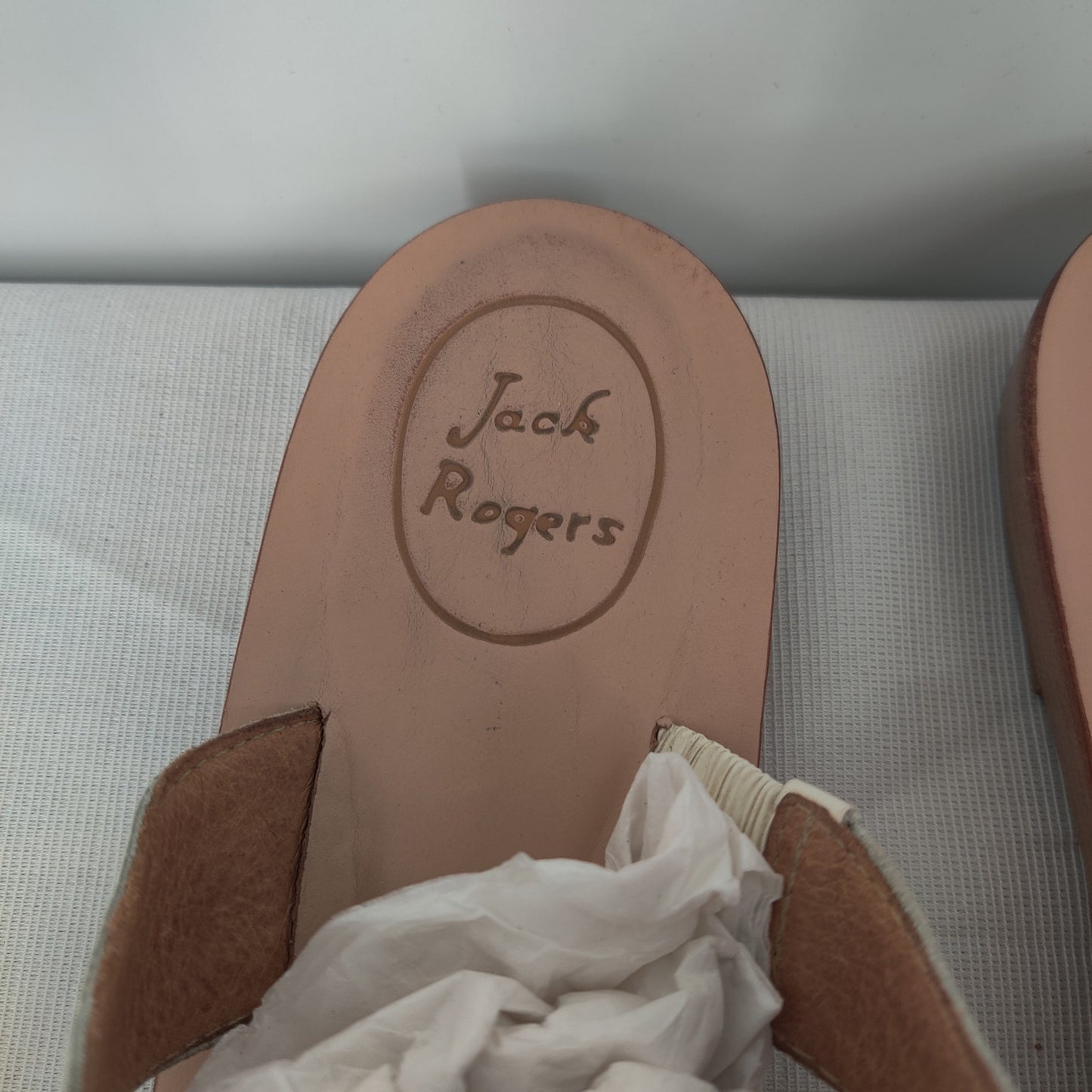 Jack Rogers White Platinum Medallion Flat Sandals Size 10 Preppy Resort