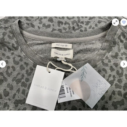 Thread & Supply Women's Green Leopard Print Long Sleeve Cropped Top Sz Medium