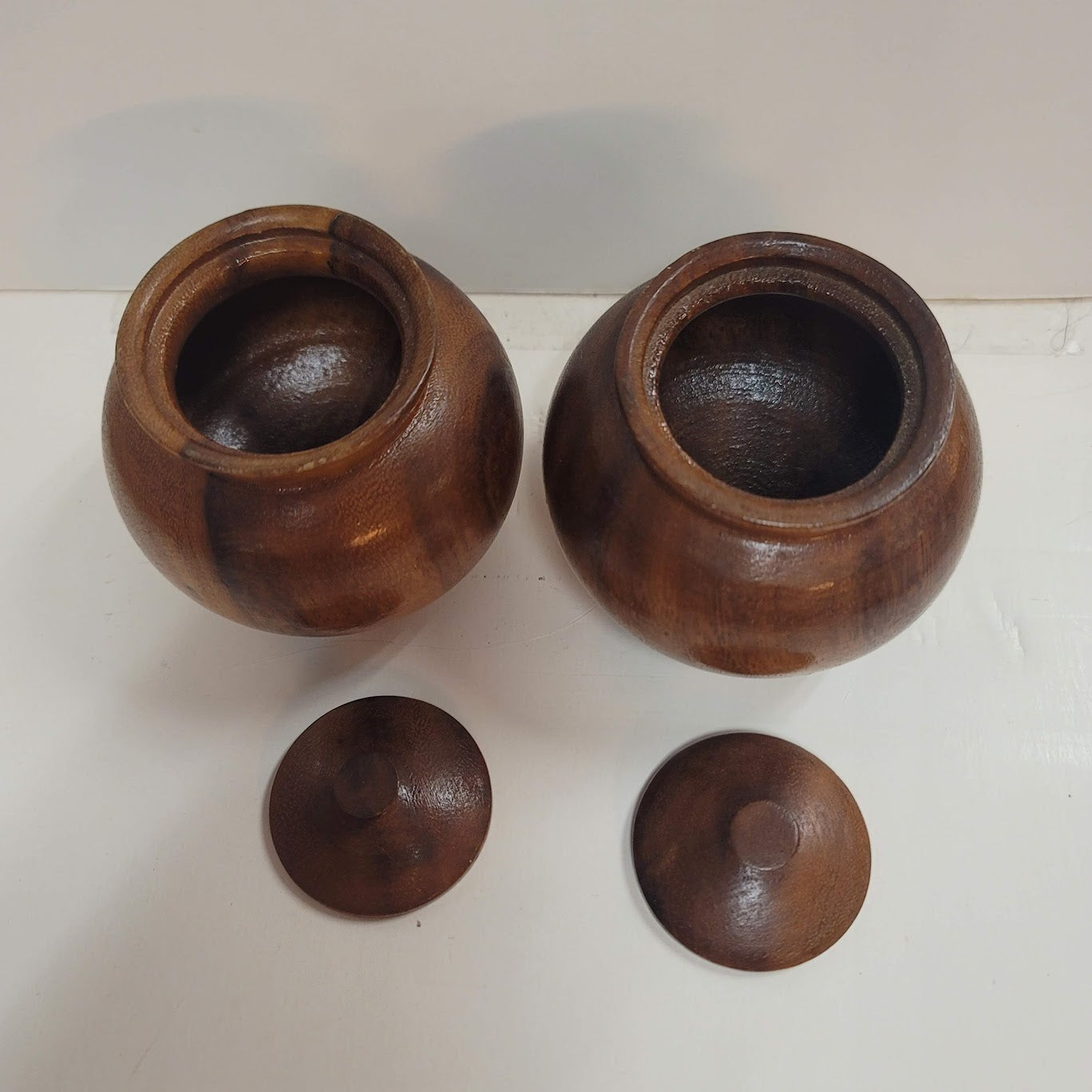 Pair of lidded condiment pots Wood Vintage MCM Mustard 1960s Round