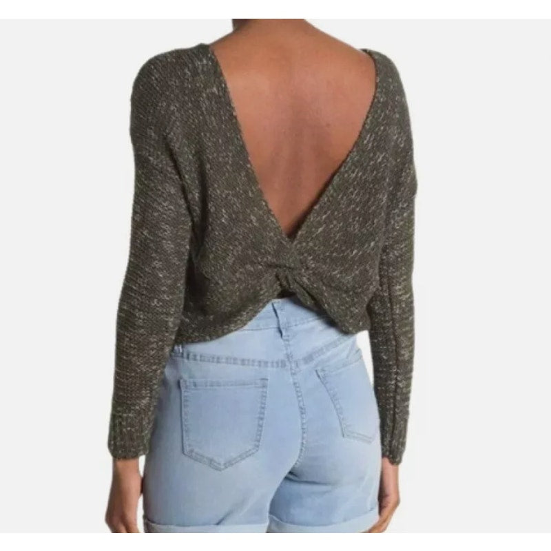 NEW Abound knit Gray Sweater Twist Back Detail Size Small short waisted