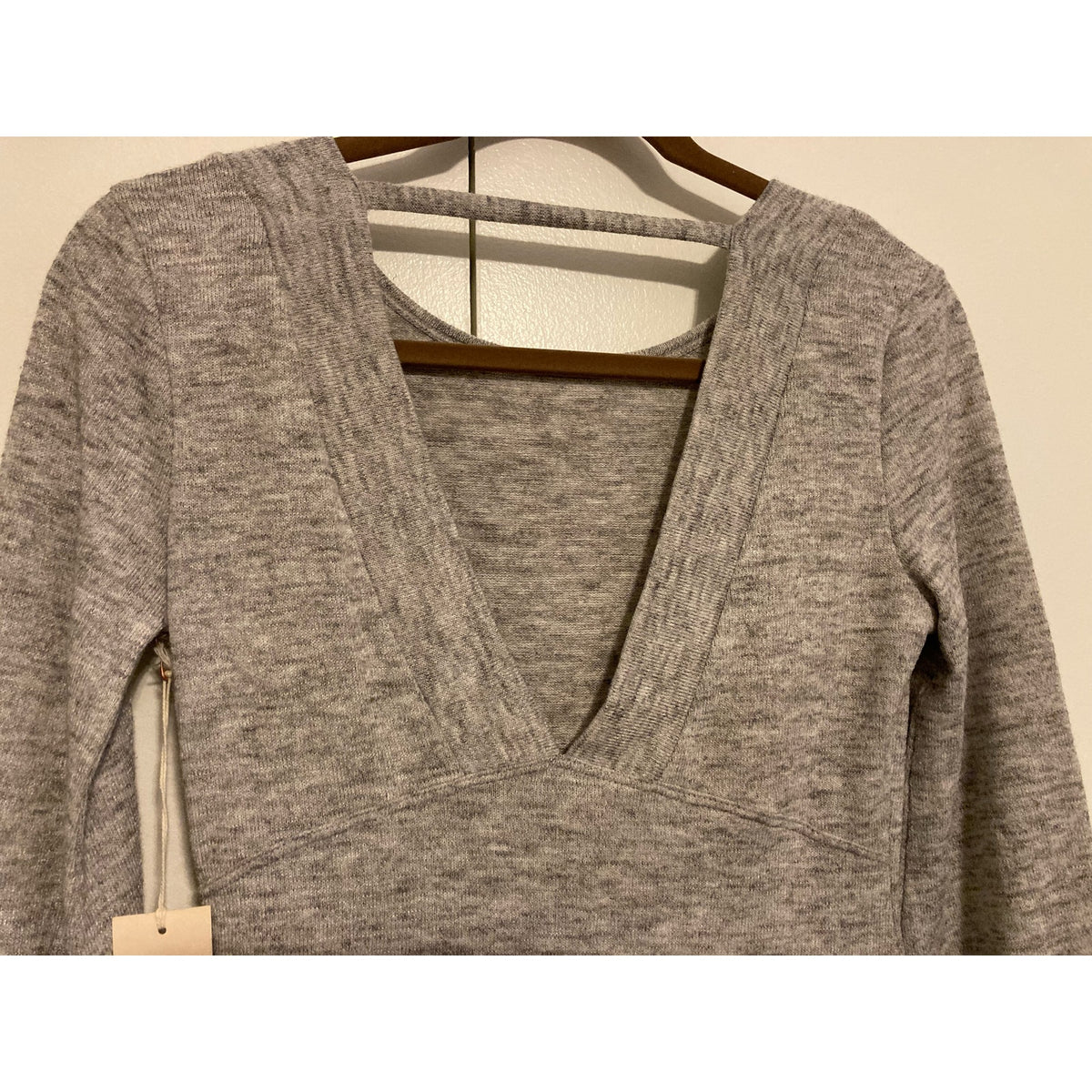 Threads & States V-Neck Cutout Knit Sweater Dress Size Small Gray Marl New