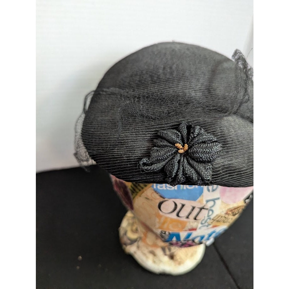 Vintage Black Pillbox Hat Veil 1940s 50s Noir Goth Mourning Pinup Rockabilly