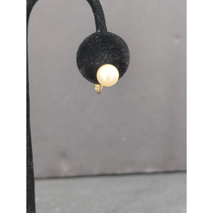 Vintage Faux Pearl Drop Dangle Earrings Gold Tone Screw Back Retro Classic
