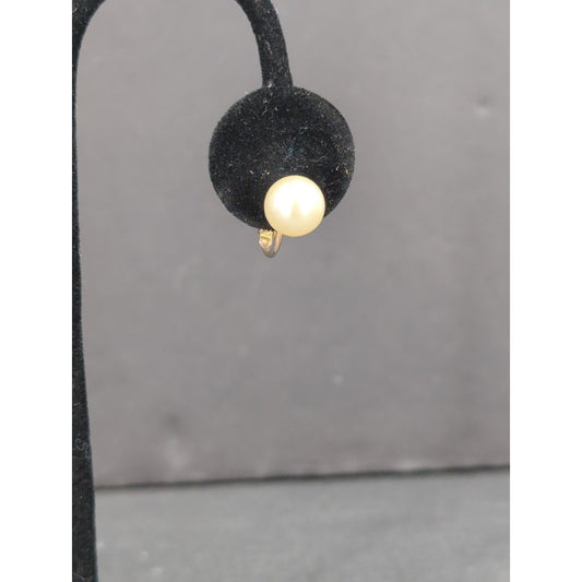 Vintage Faux Pearl Drop Dangle Earrings Gold Tone Screw Back Retro Classic