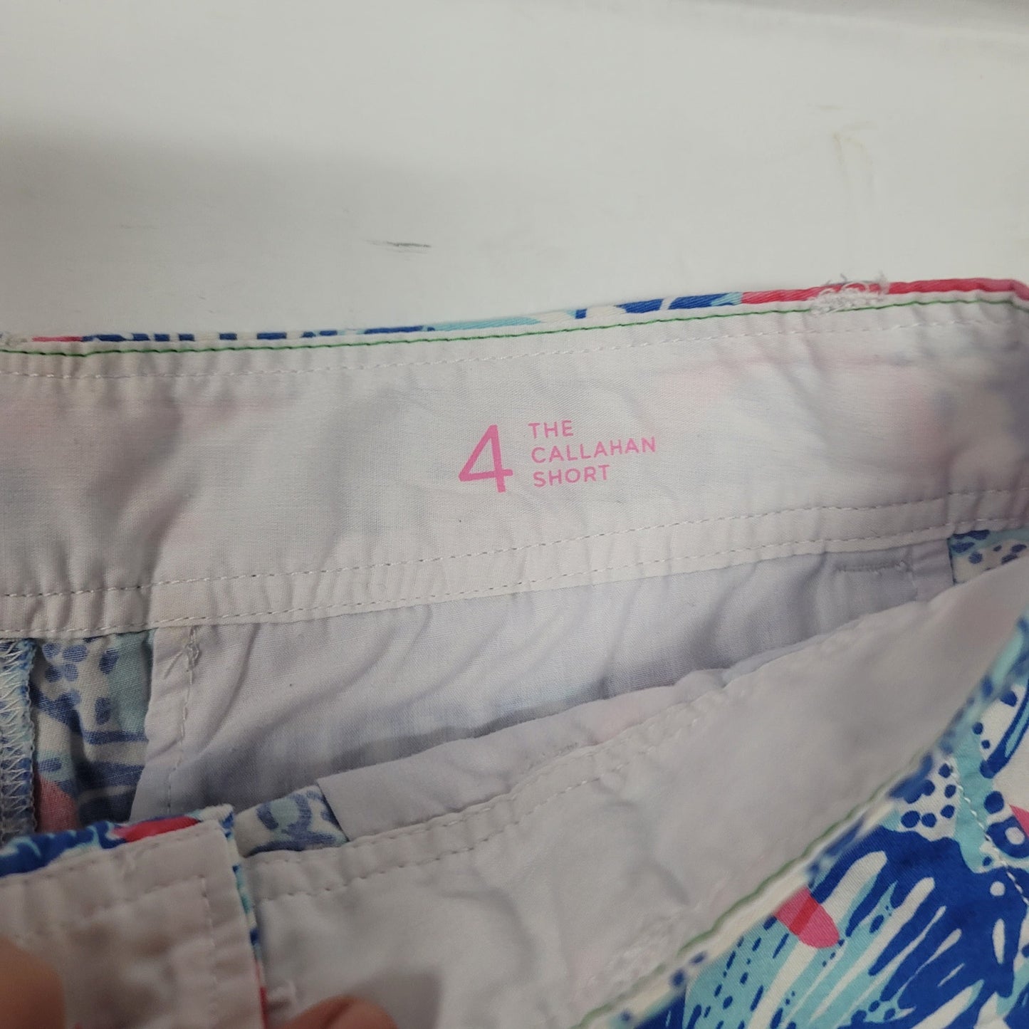 Lilly Pulitzer She She Shells Starfish Callahan Shorts Size 4 Casual NICE
