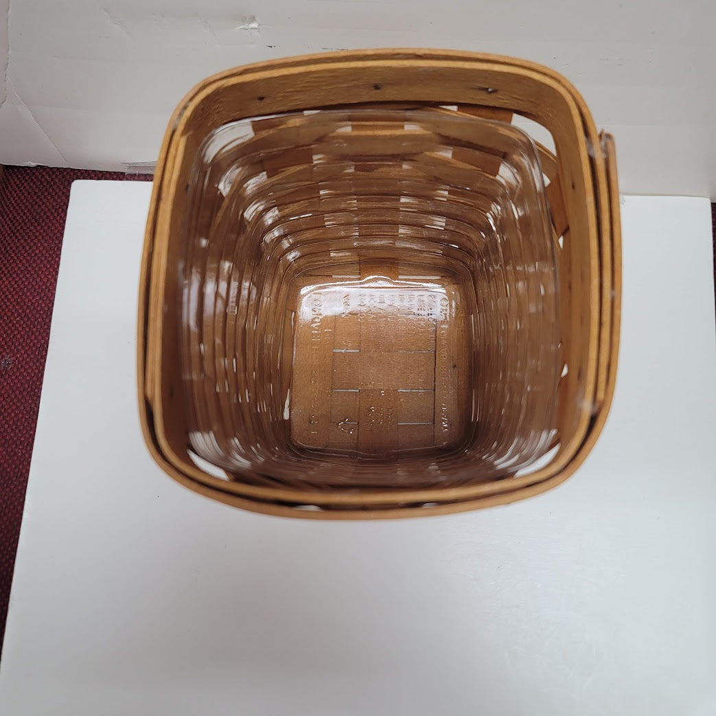 Longaberger Vintage Wood Handwoven 1999 Basket  brown basket with lid Liner