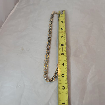 Silvertone chain necklace Hoop and claw clasp Vintage 18" overall length