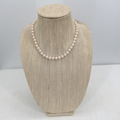 Vintage Fashion Necklace Faux Pearls knotted Clamp closure choker style