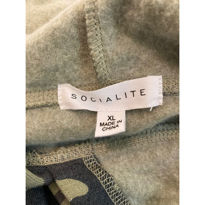 SOCIALITE Fleece Lined Pullover Hoodie Sweatshirt Sz XL/Extra Large in Camo NWT