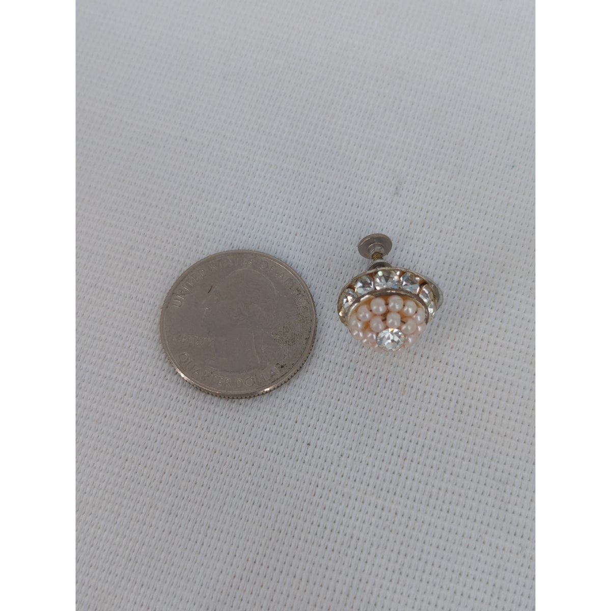 Vintage Faux Pearl Rhinestone Cluster Screw-Back Earrings Retro Elegance