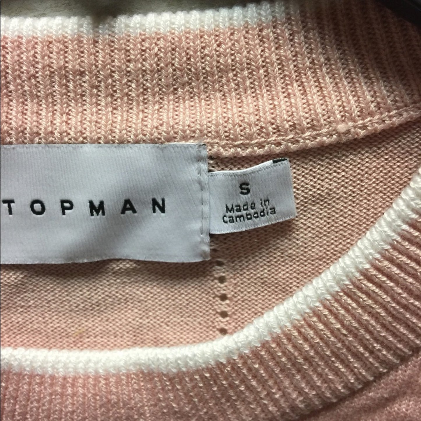Topman shirt mens Size Small Knit form fitted Salmon with Cream Trim NEW sweater