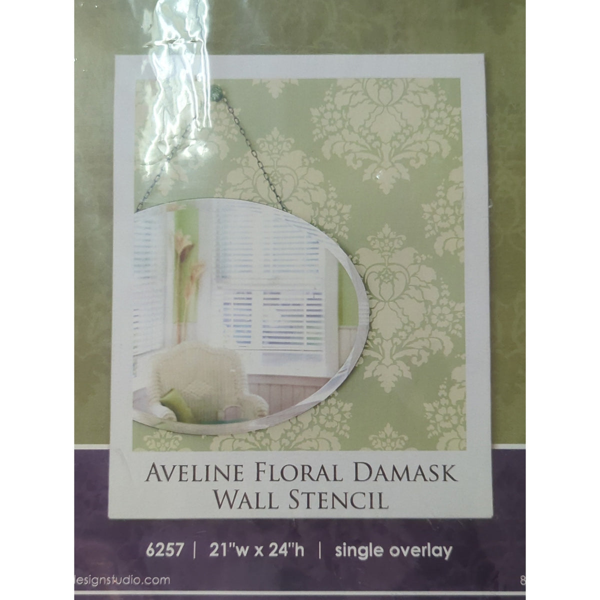 Royal Design Studio "Aveline Floral Damask" Wall Stencil