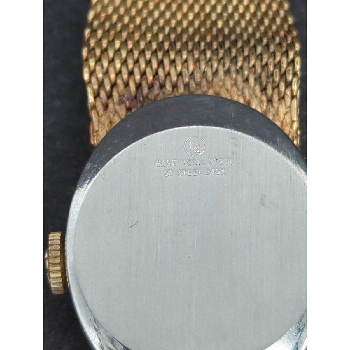 Vintage Waltham Incabloc 17 Jewel Oval Gold Tone Mechanical Wristwatch Mesh Band