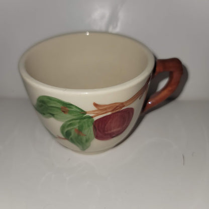 Vintage 80s Tea Coffee Cup  Apple USA  FRANCISCAN dinnerware