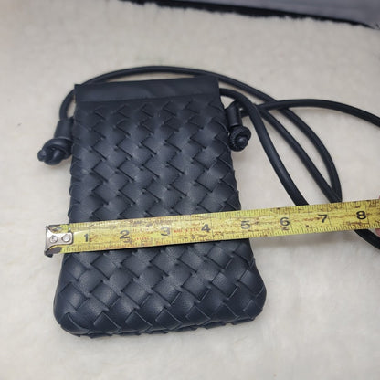 Urban Expressions JACKIE Black basketweave crossbody Vegan Leather  travel cell