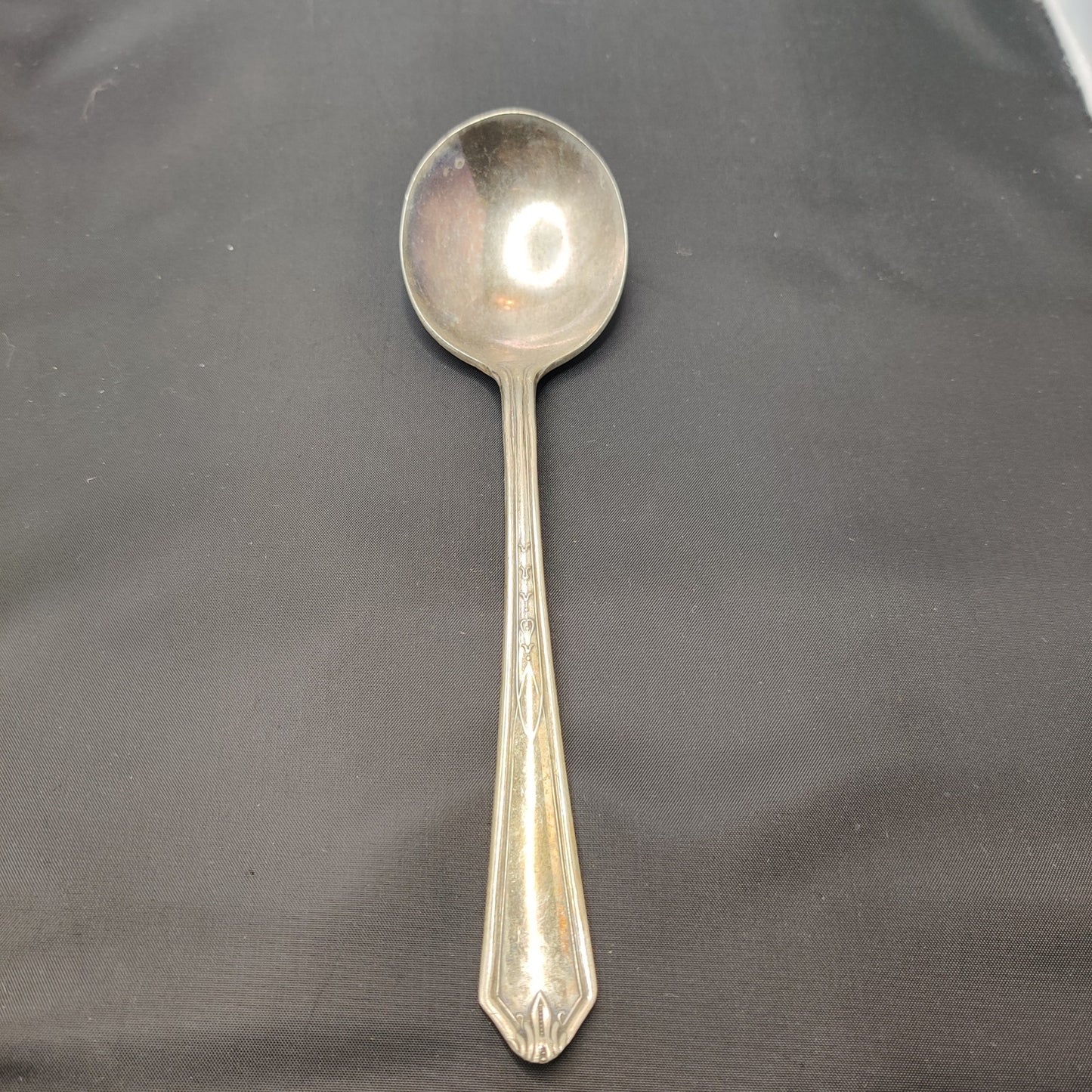 Vintage Silverware Spoon Duchess 1923 Round Bowl Gumbo Tudor Plate Oneida Comm