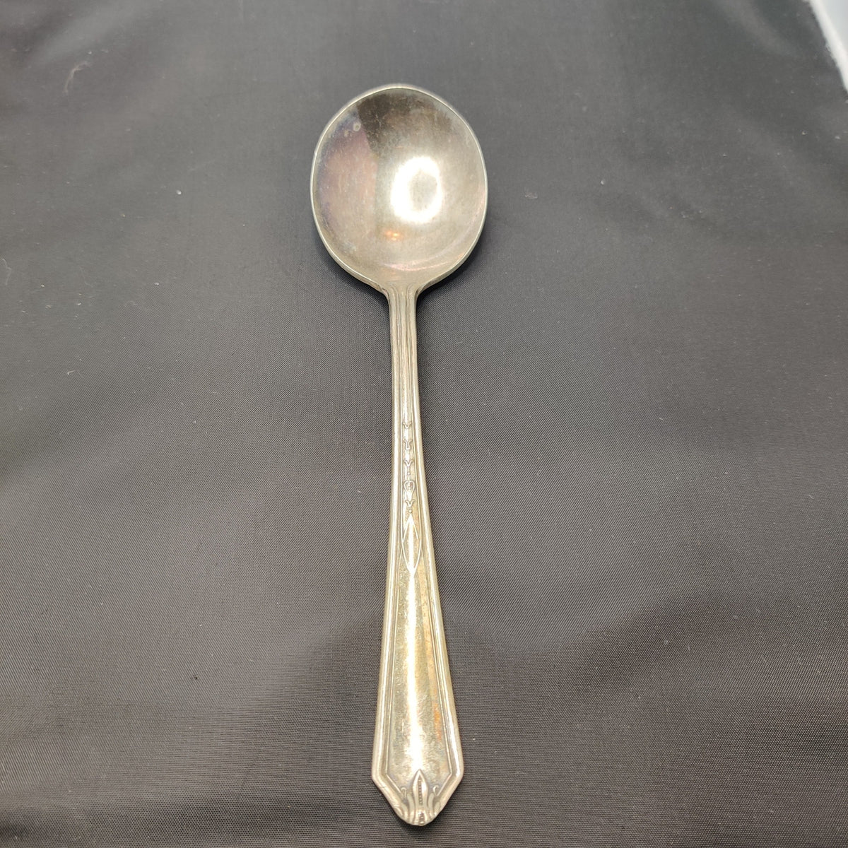 Vintage Silverware Spoon Duchess 1923 Round Bowl Gumbo Tudor Plate Oneida Comm