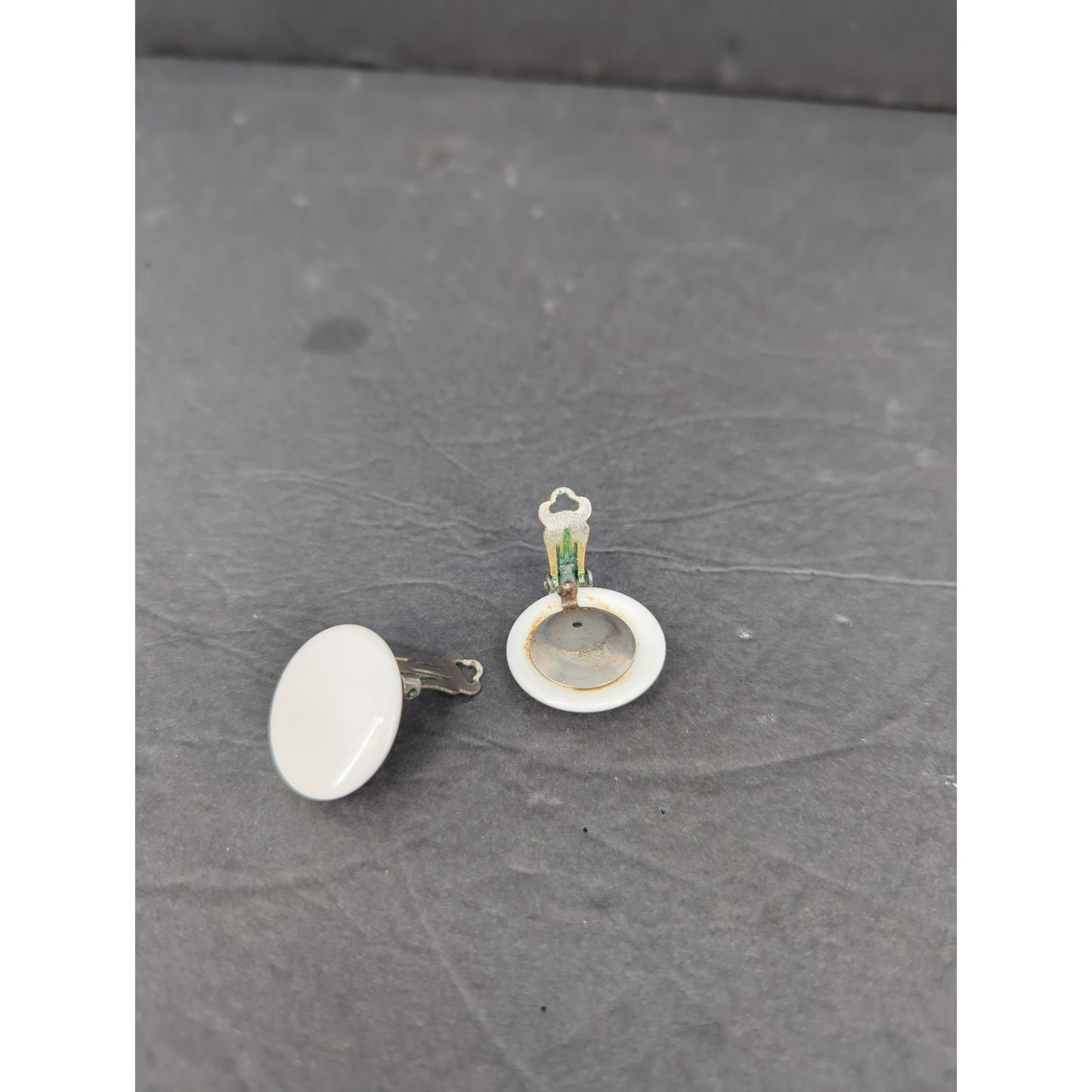 Vintage White Oval Cabochon Gold Tone Button Clip On Earrings Retro Modern