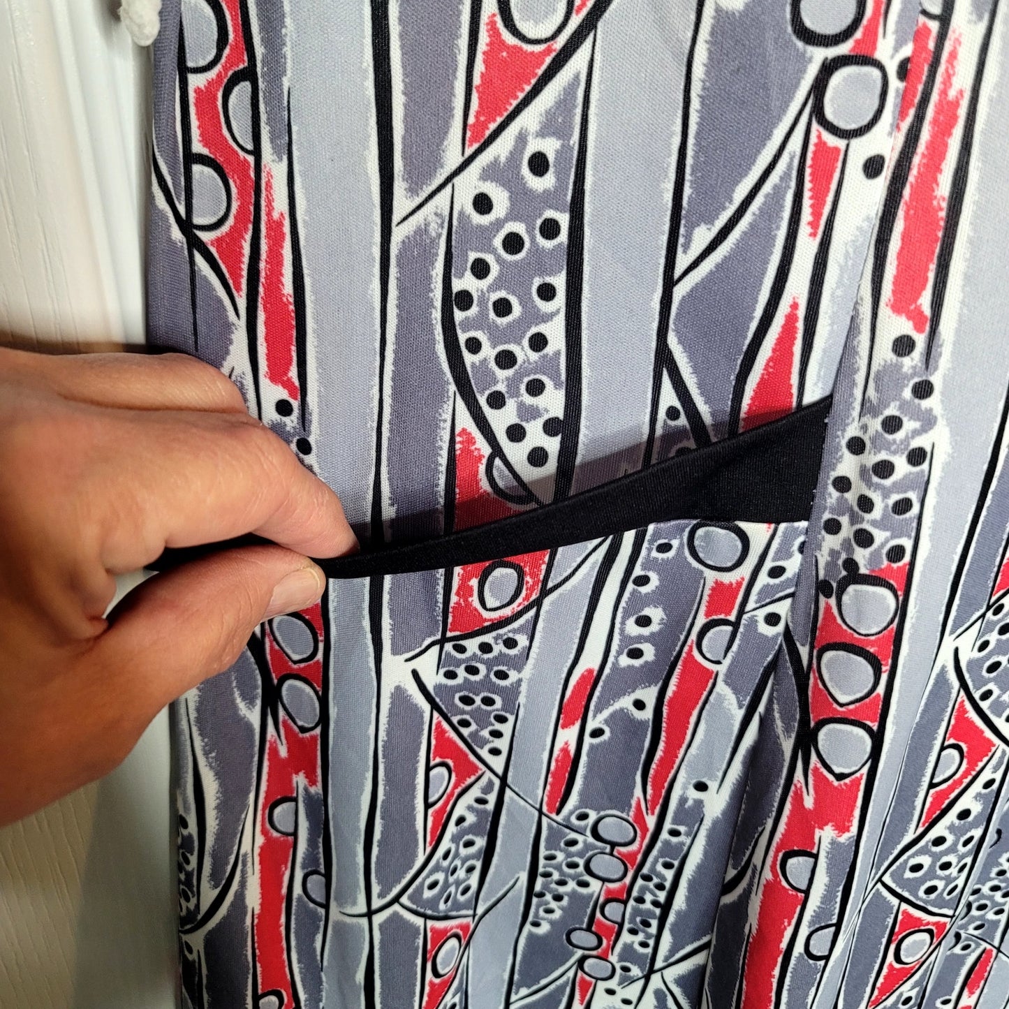 Vintage 70s casual summer dress geometric print Large/XL short sleeve collared