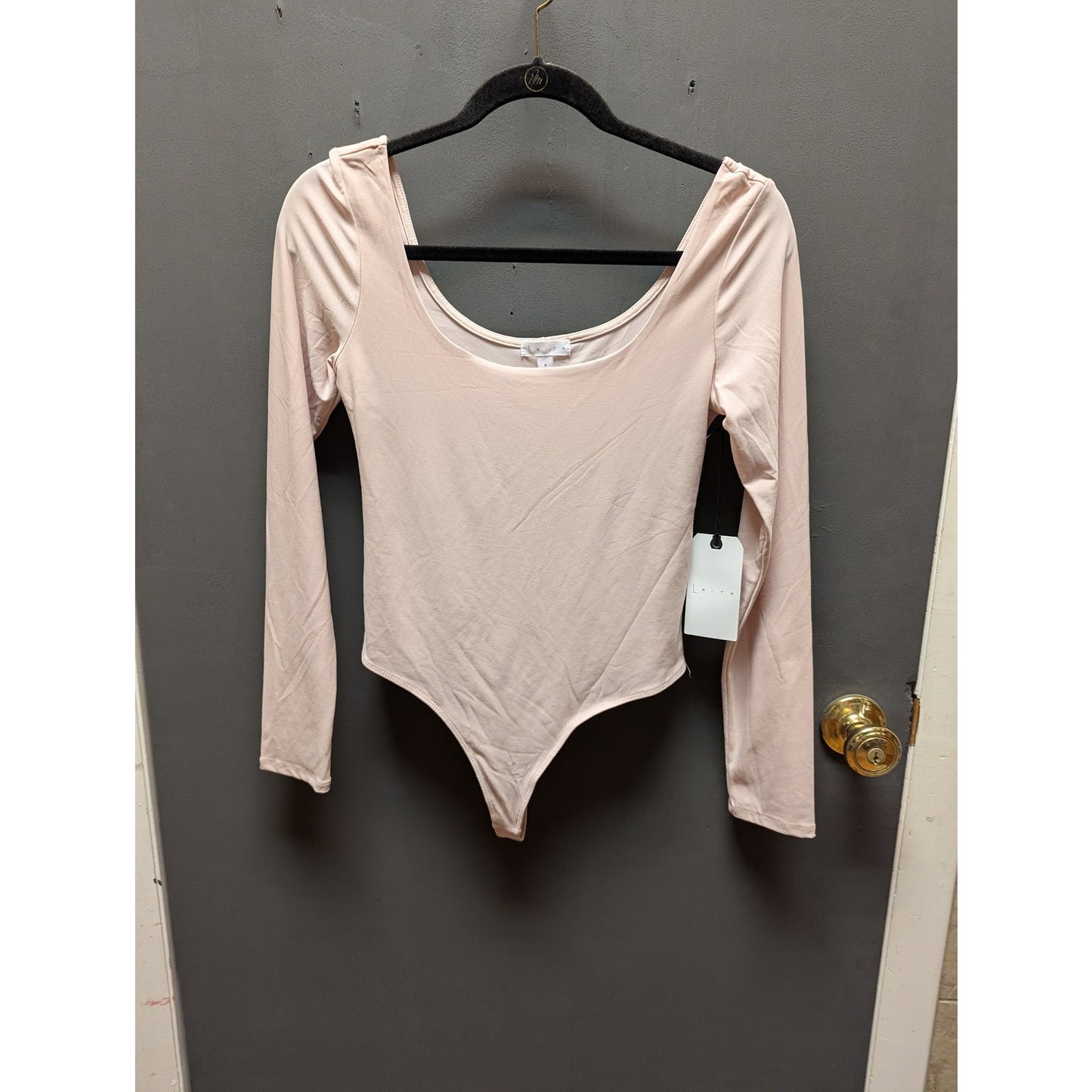 Leith Bodysuit Scoop Neck Long Sleeve Blush Pink Stretch MEDIUM NEW