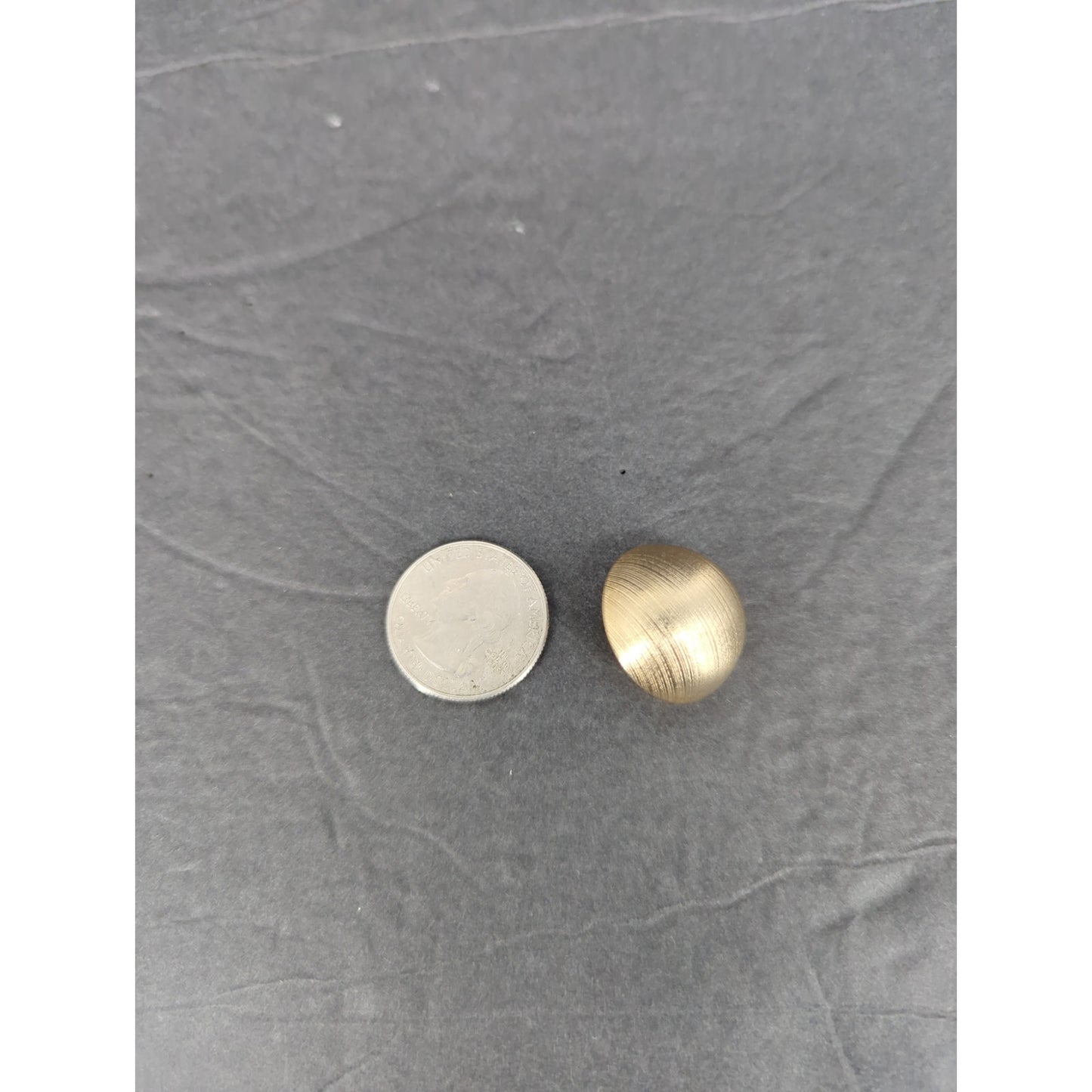 Vintage Marino Textured Gold Tone Concentric Circle Clip On Earrings 1980s Glam