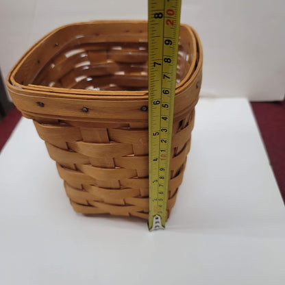 Longaberger Vintage Wood Handwoven 1999 Basket  brown basket with lid Liner