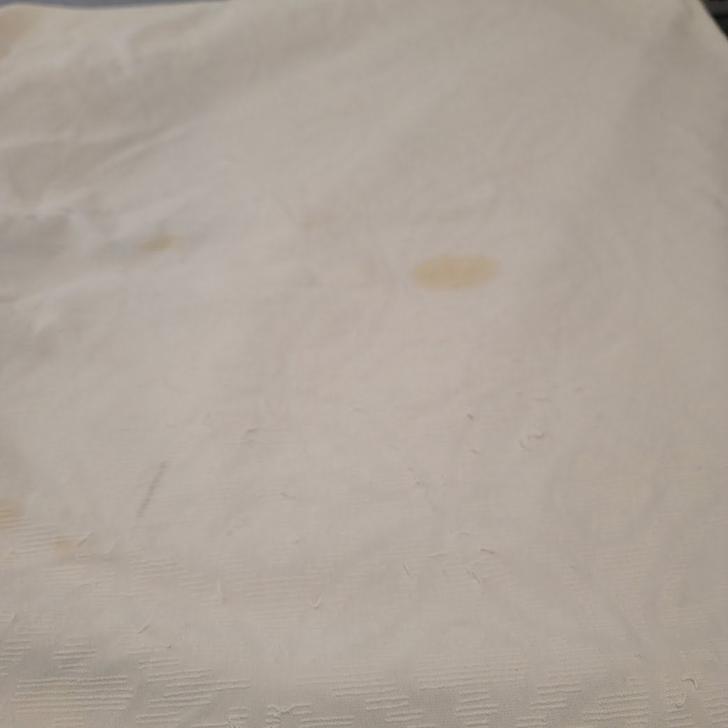 VINTAGE Queen White Cotton Chenille fringed blanket Rounded hem 100" x 92"